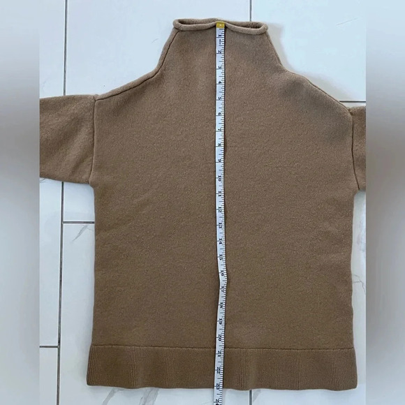 Wilfred/ Knit merino wool/ Mock  neck/ Tan sweater/ Size US S - Picture 10 of 13